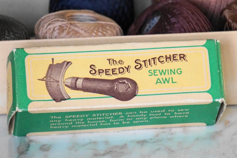 A gadget for heavy duty utility sewing 