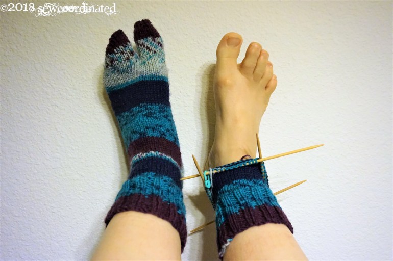 Toe Socks 1